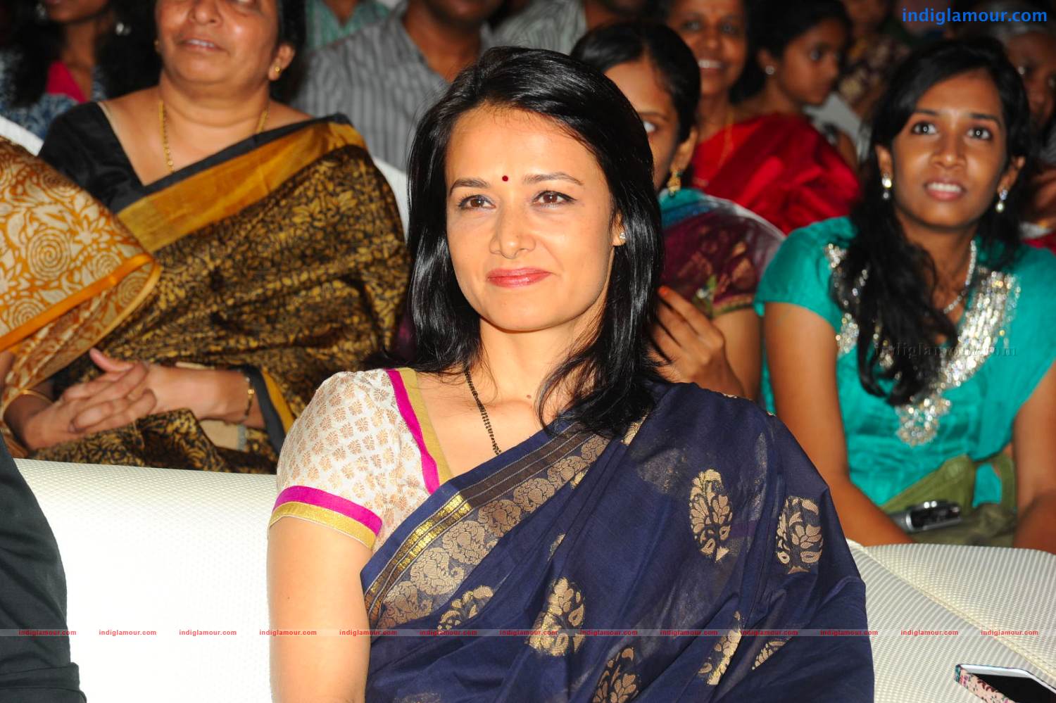 Amala Actress hd photo