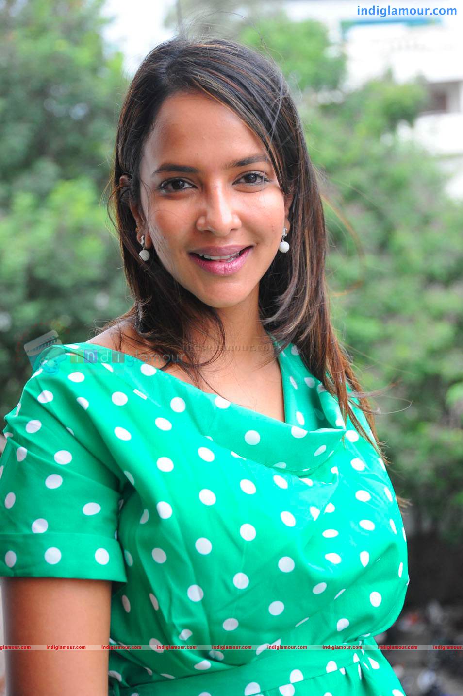 Manchu Lakshmi Actress hd photo
