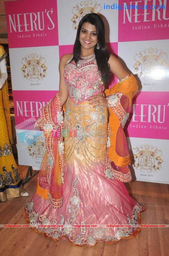 Tashu Kaushik Actress hd photo