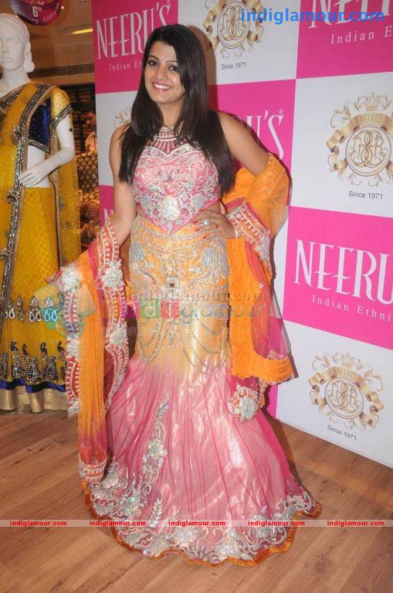 Tashu Kaushik Actress hd photo