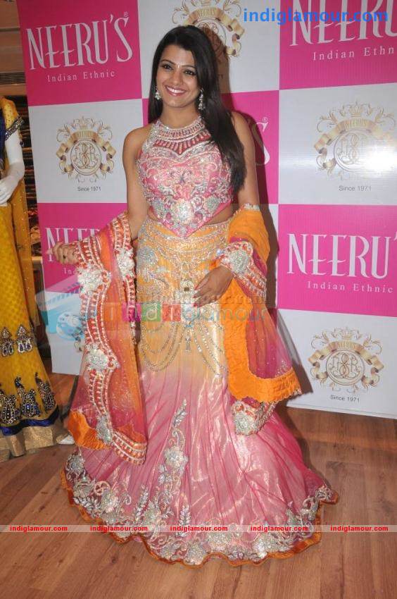 Tashu Kaushik Actress hd photo