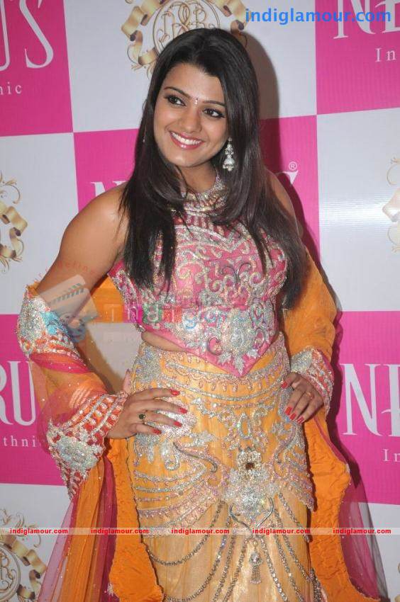 Tashu Kaushik Actress hd photo