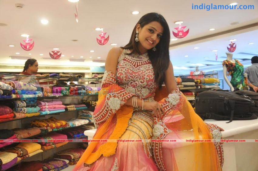 Tashu Kaushik Actress hd photo