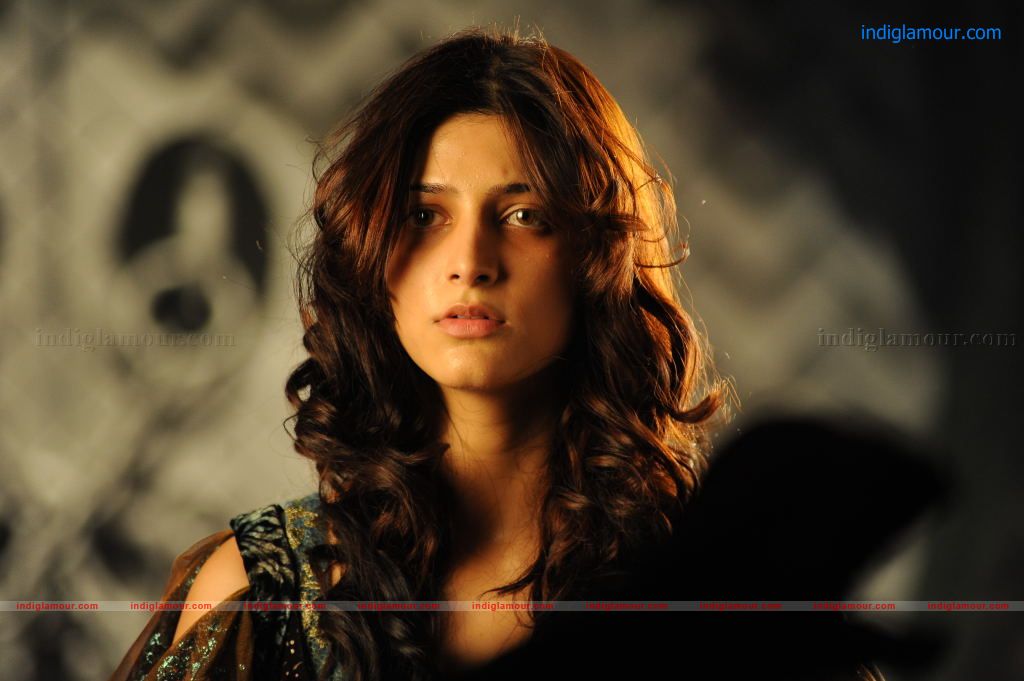 Shruti Hassan Actress hd photo