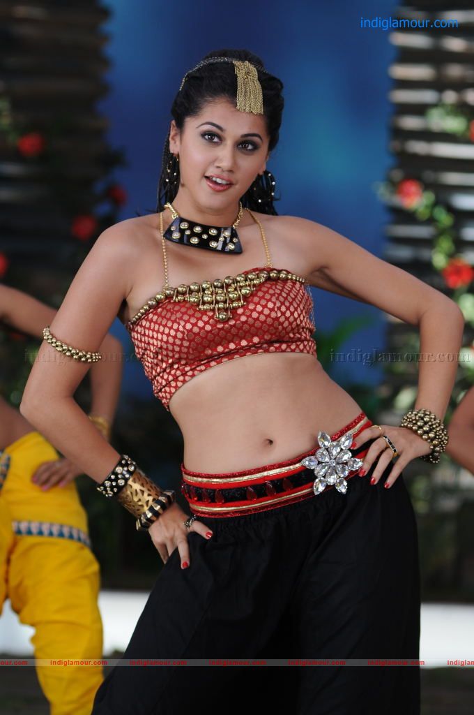 Tapsee Actress hd photo