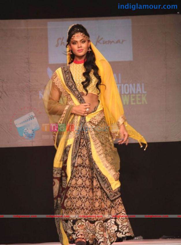 Karthika Nair Actress hd photo
