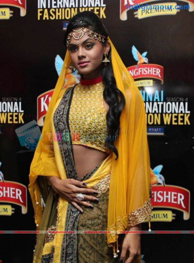 Karthika Nair Actress hd photo