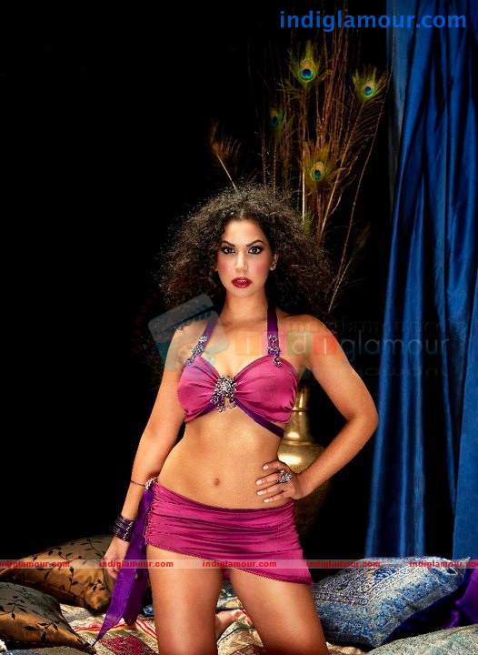 Ayesha Shiva Actress hd photo
