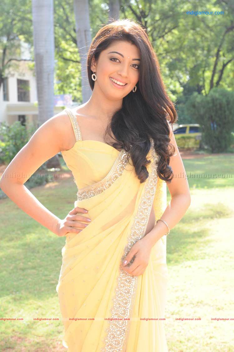 Pranitha Actress hd photo