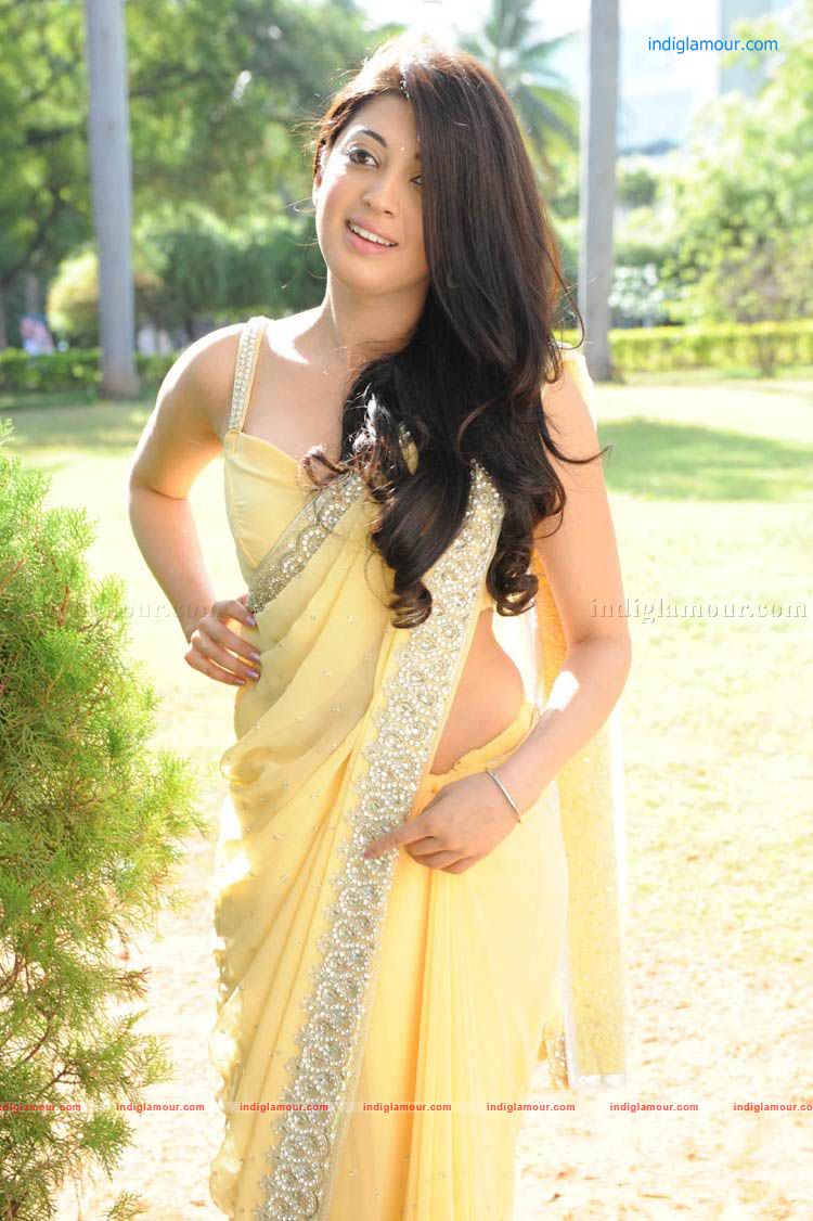 Pranitha Actress hd photo