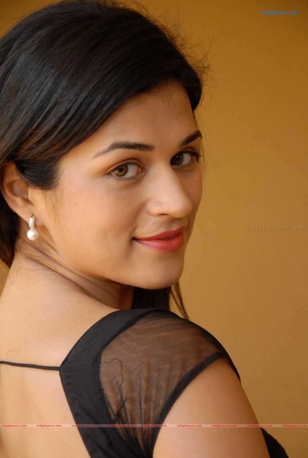 Shraddha Das Actress hd photo