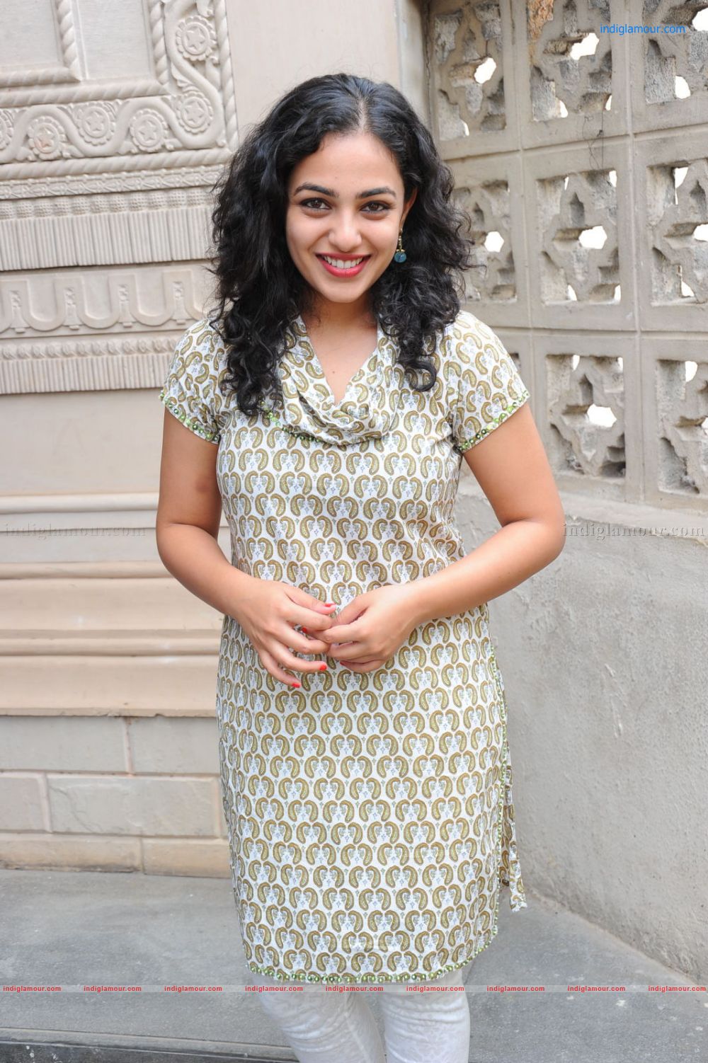 Nitya Menon Actress hd photo