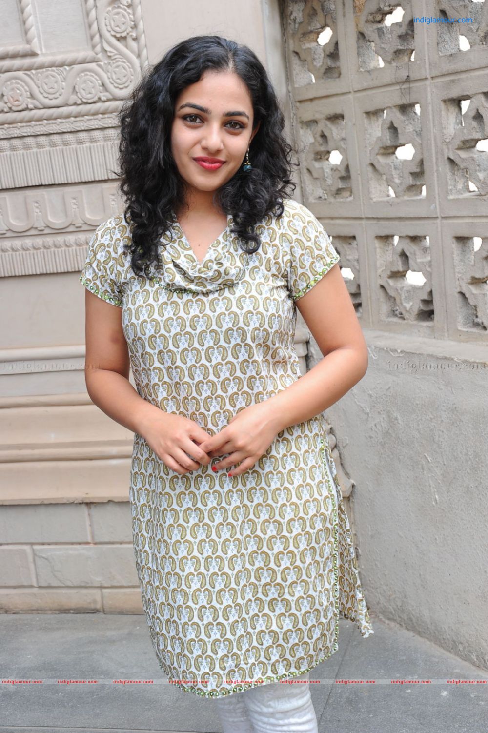 Nitya Menon Actress hd photo