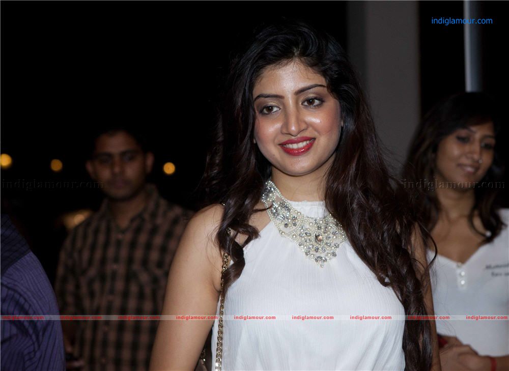 Poonam Kaur Actress hd photo