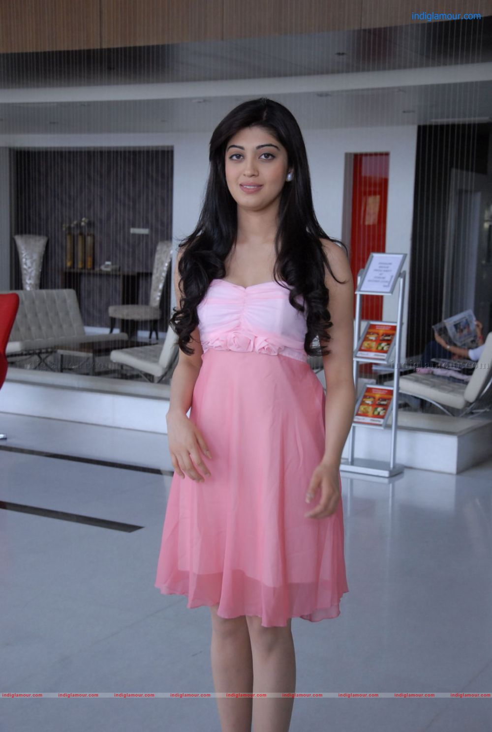 Pranitha Actress hd photo