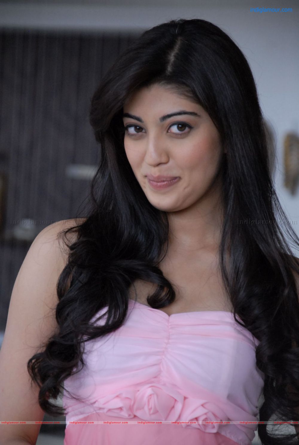 Pranitha Actress hd photo