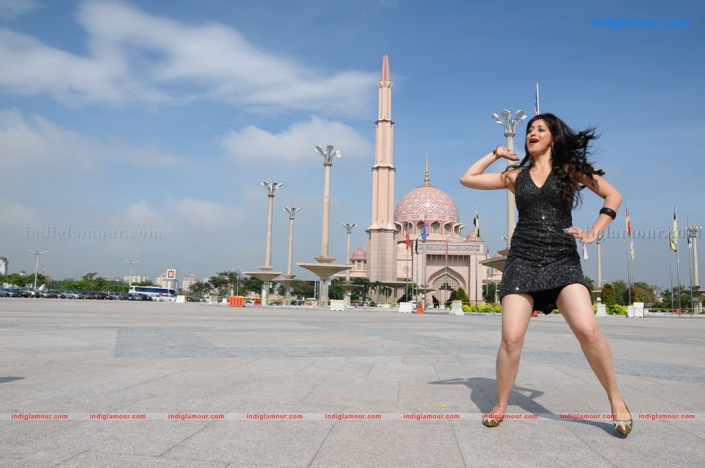 Lakshmi Rai Actress hd photo