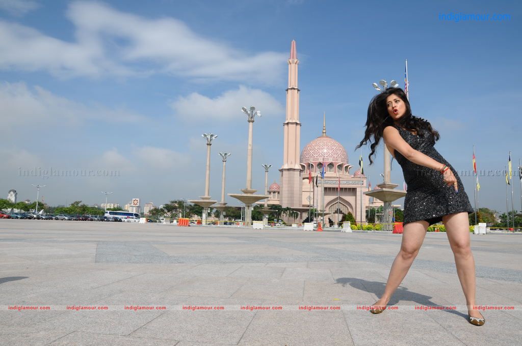 Lakshmi Rai Actress hd photo