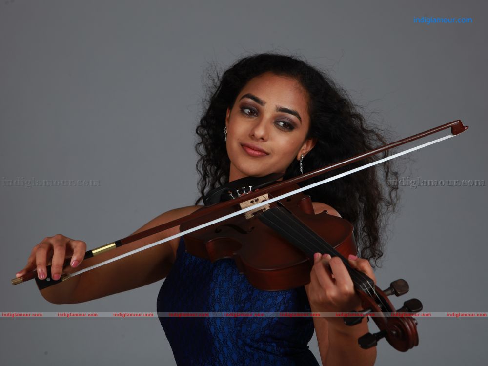 Nithya Menon Actress hd photo