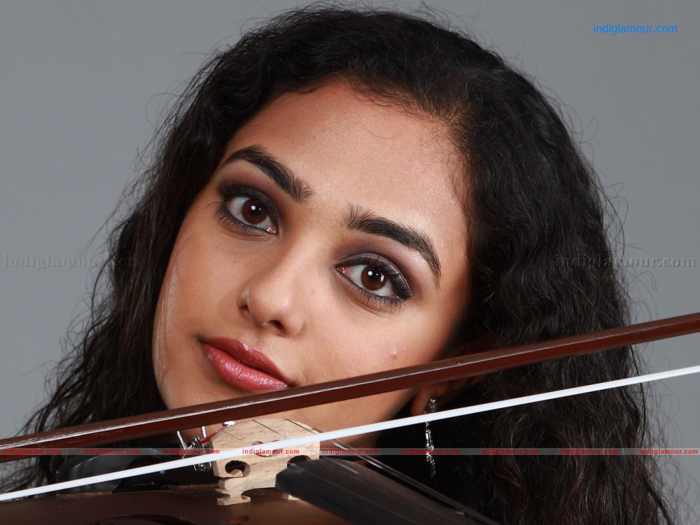 Nithya Menon Actress hd photo