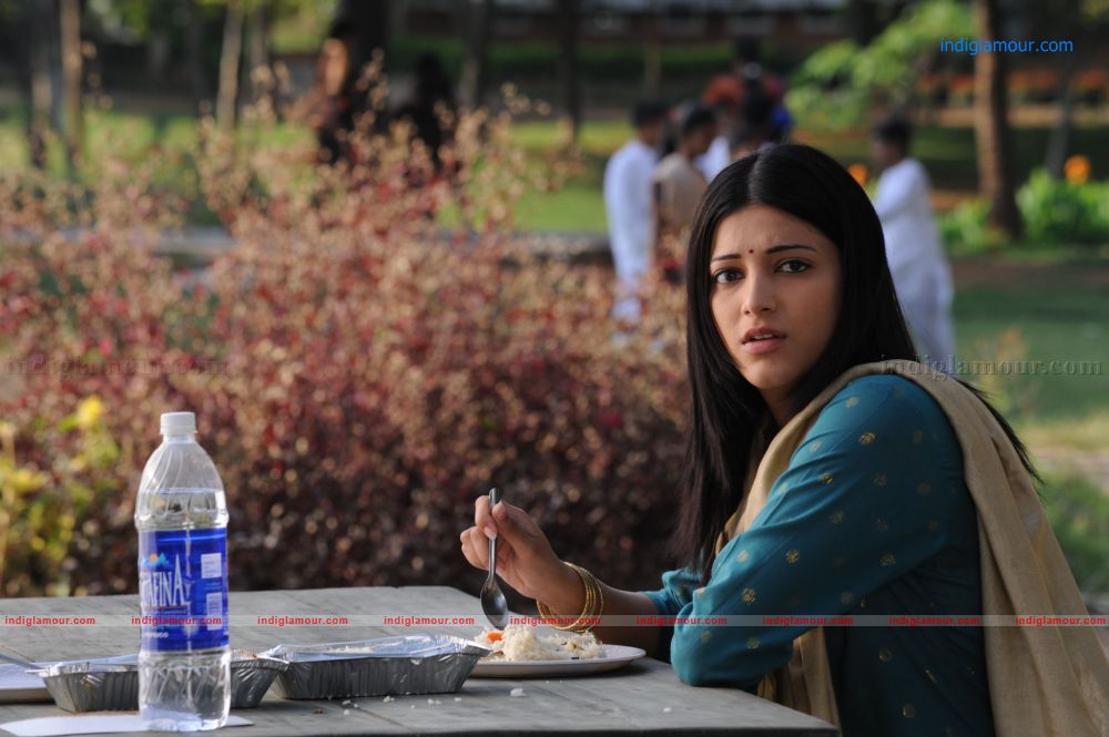 Shruti Hassan Actress hd photo