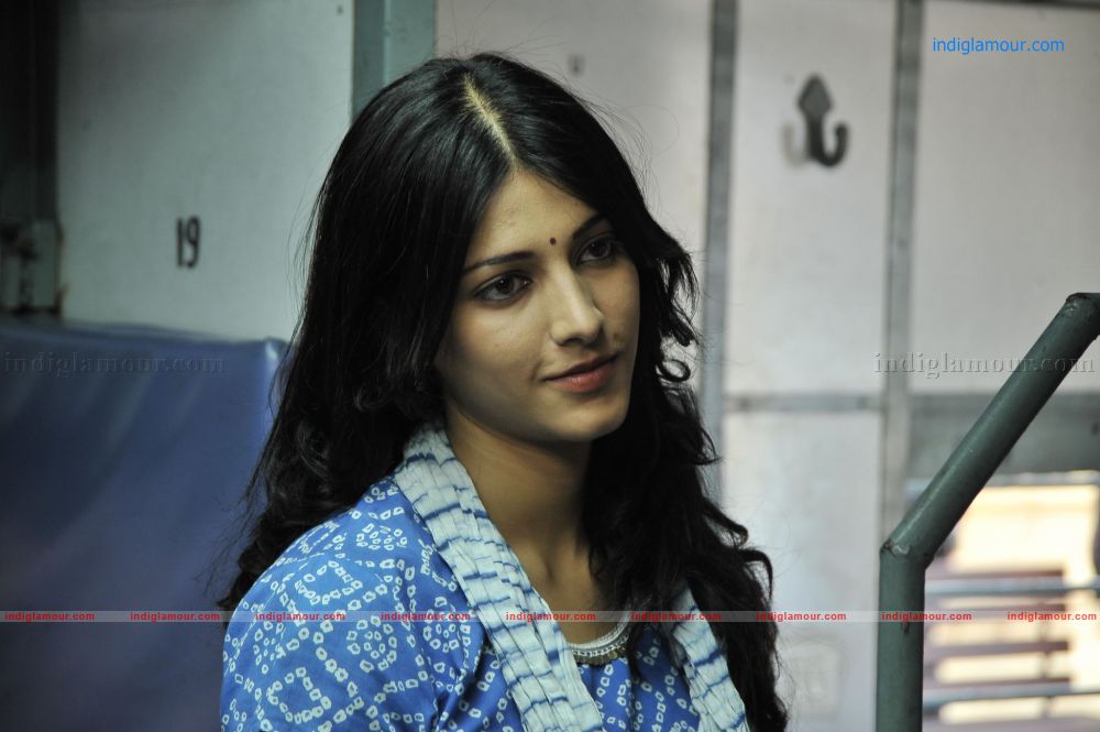 Shruti Hassan Actress hd photo