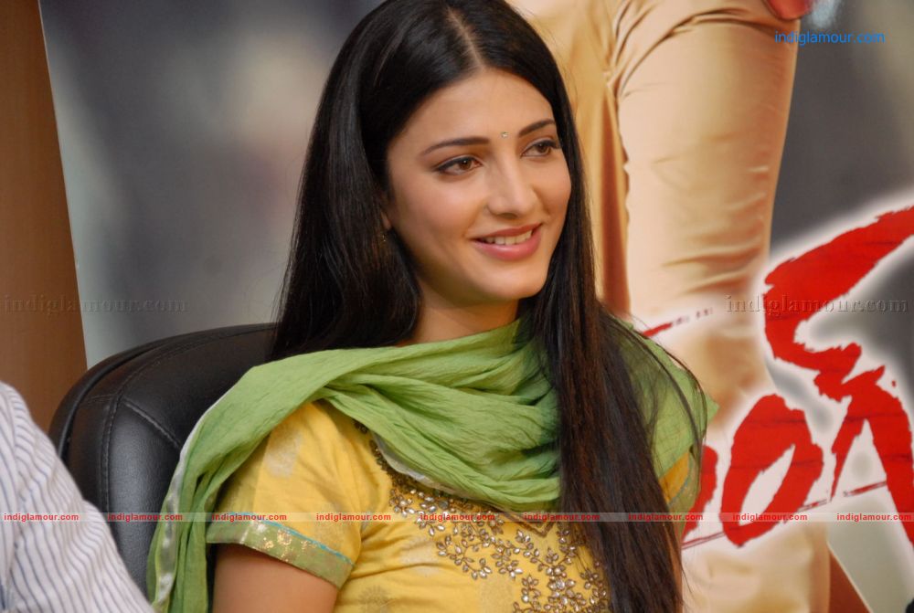 Shruti Hassan Actress hd photo