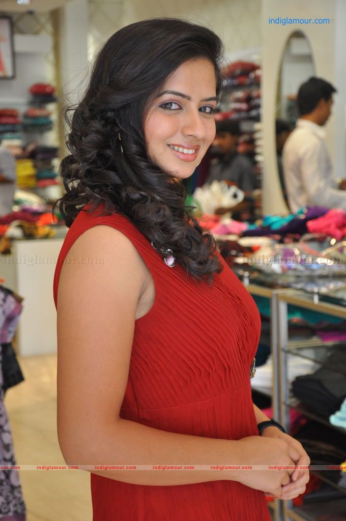 Nisha Shah Actress hd photo