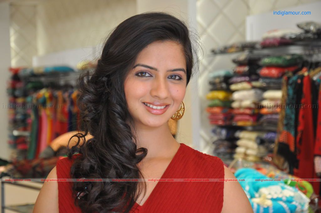 Nisha Shah Actress hd photo