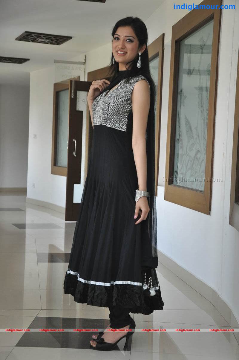 Richa Panai Actress hd photo