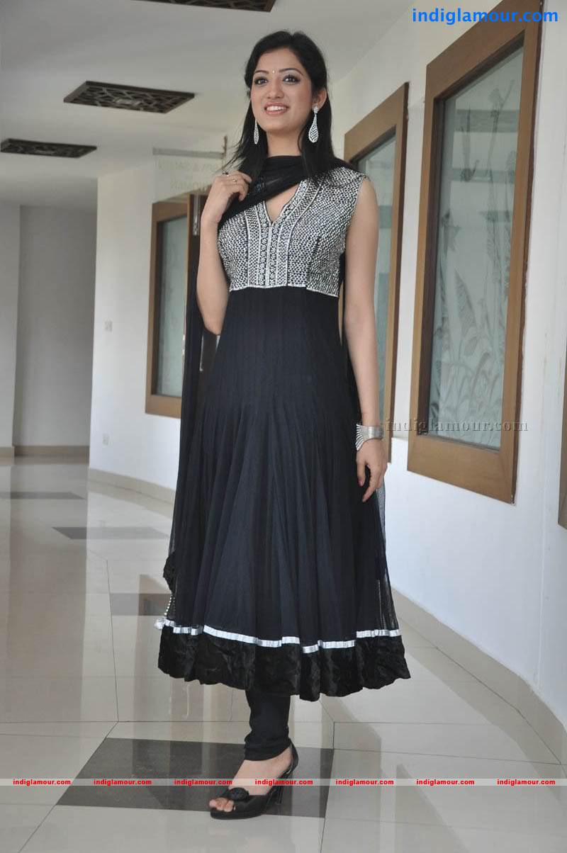 Richa Panai Actress hd photo
