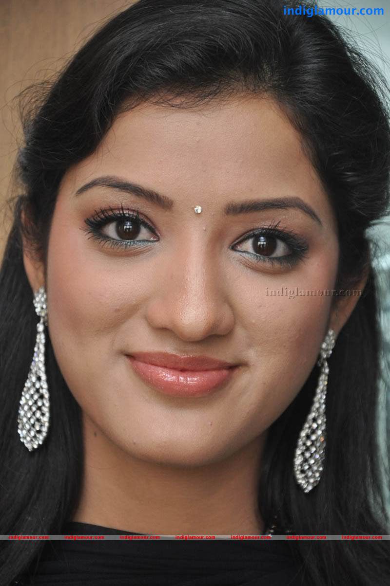 Richa Panai Actress hd photo