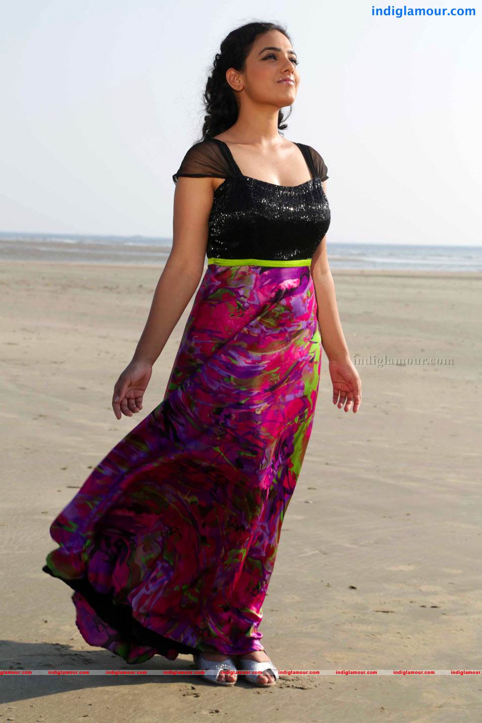 Nithya Menon Actress hd photo
