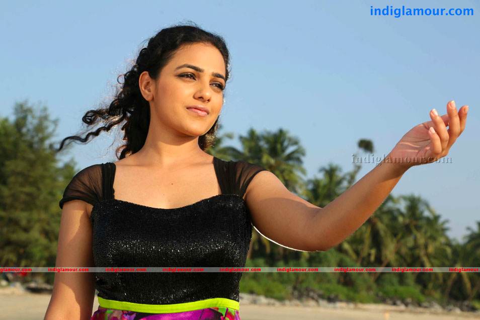 Nithya Menon Actress hd photo