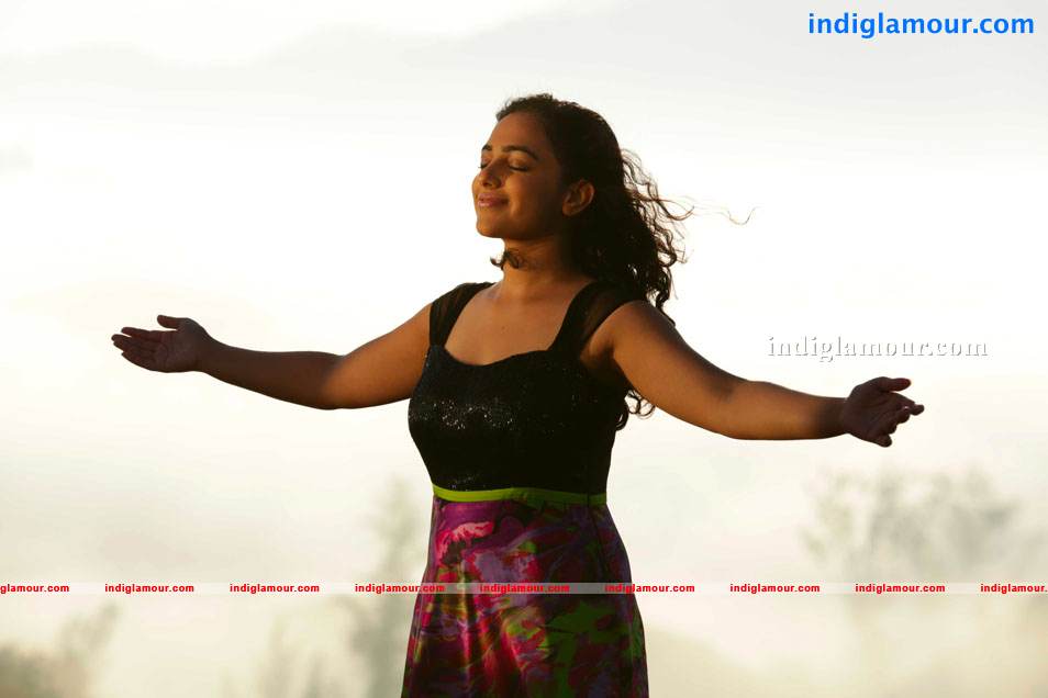 Nithya Menon Actress hd photo