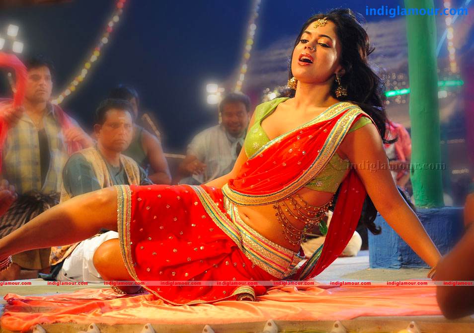 Sameera Reddy Actress hd photo