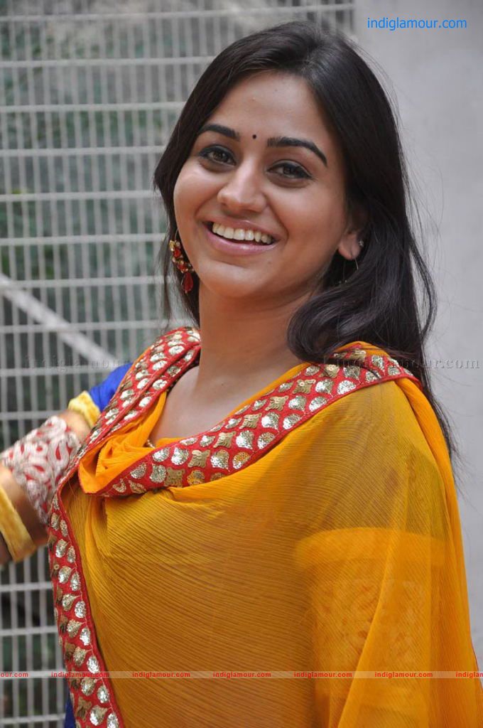 Aksha Actress hd photo