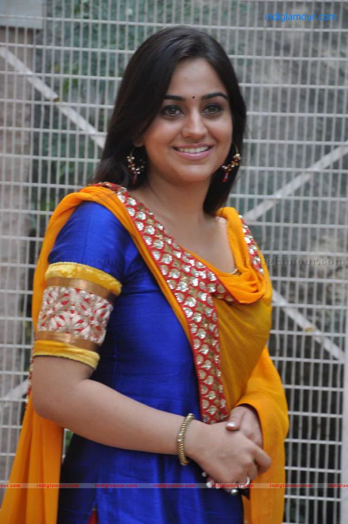 Aksha Actress hd photo