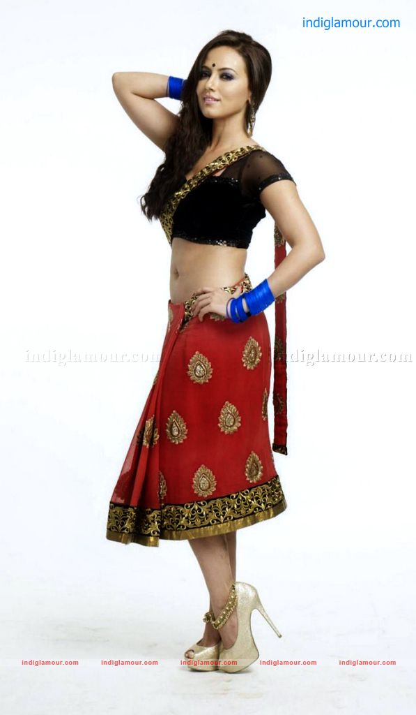 Sana Khan Actress hd photo
