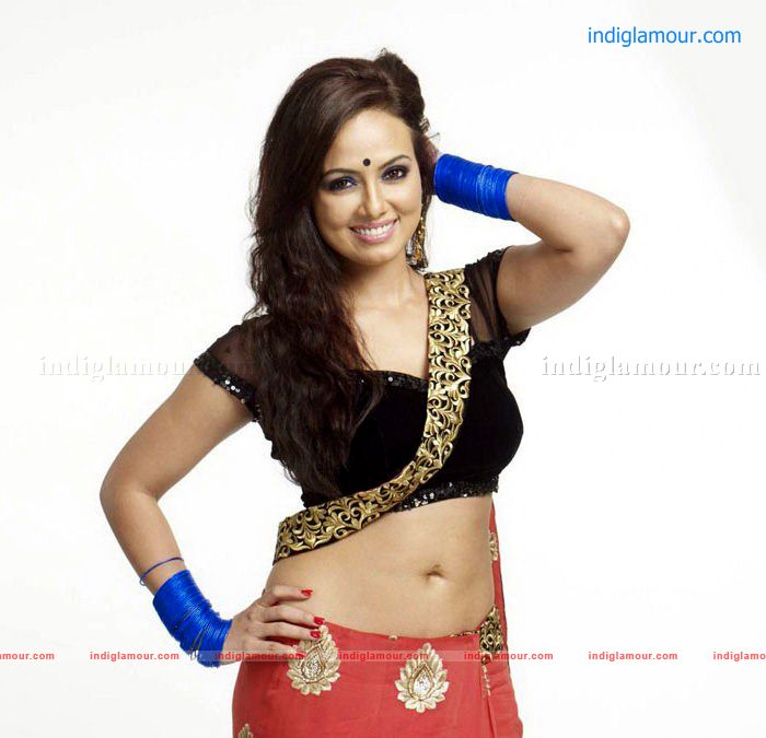 Sana Khan Actress hd photo
