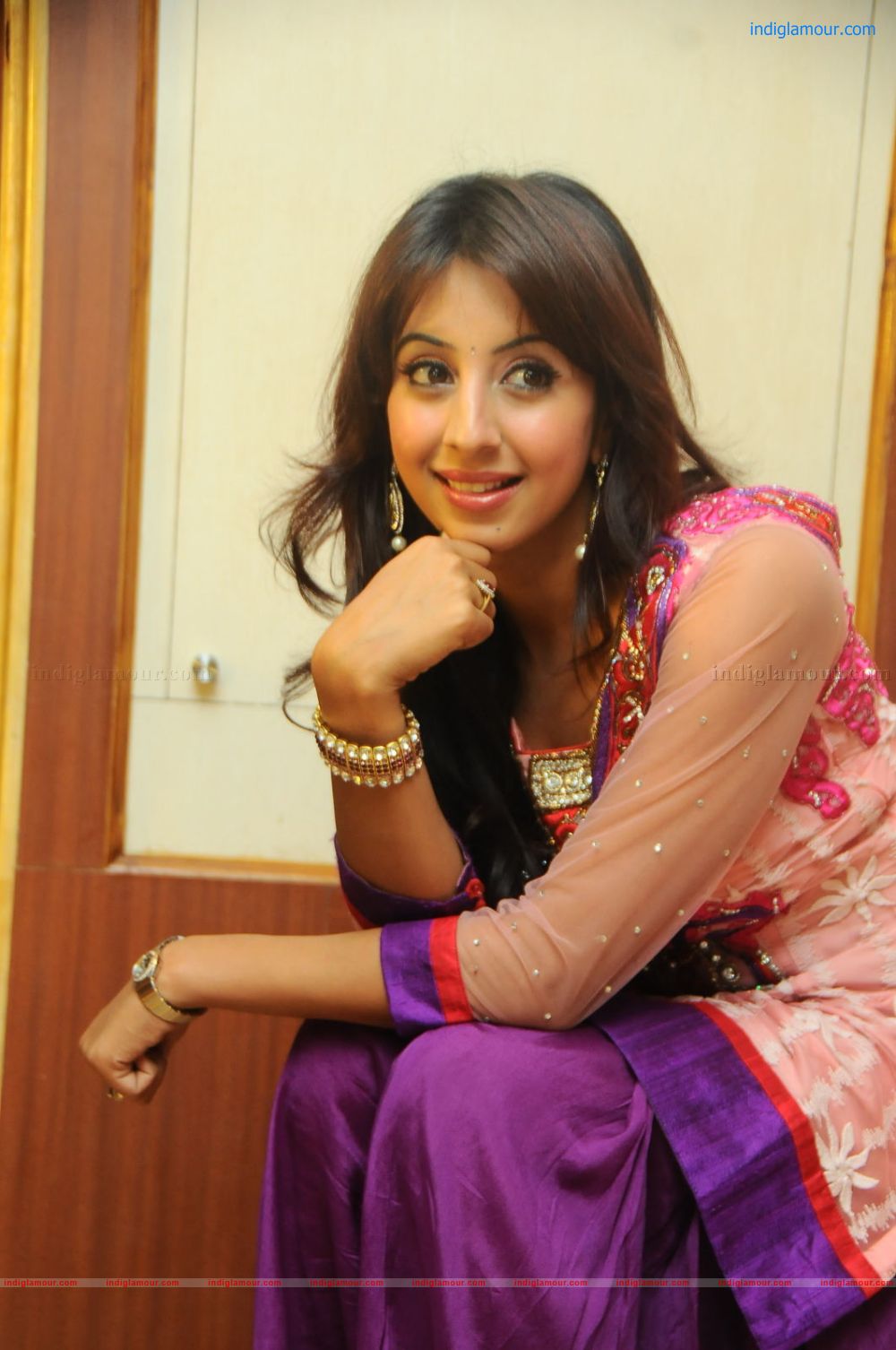 Sanjana Actress hd photo