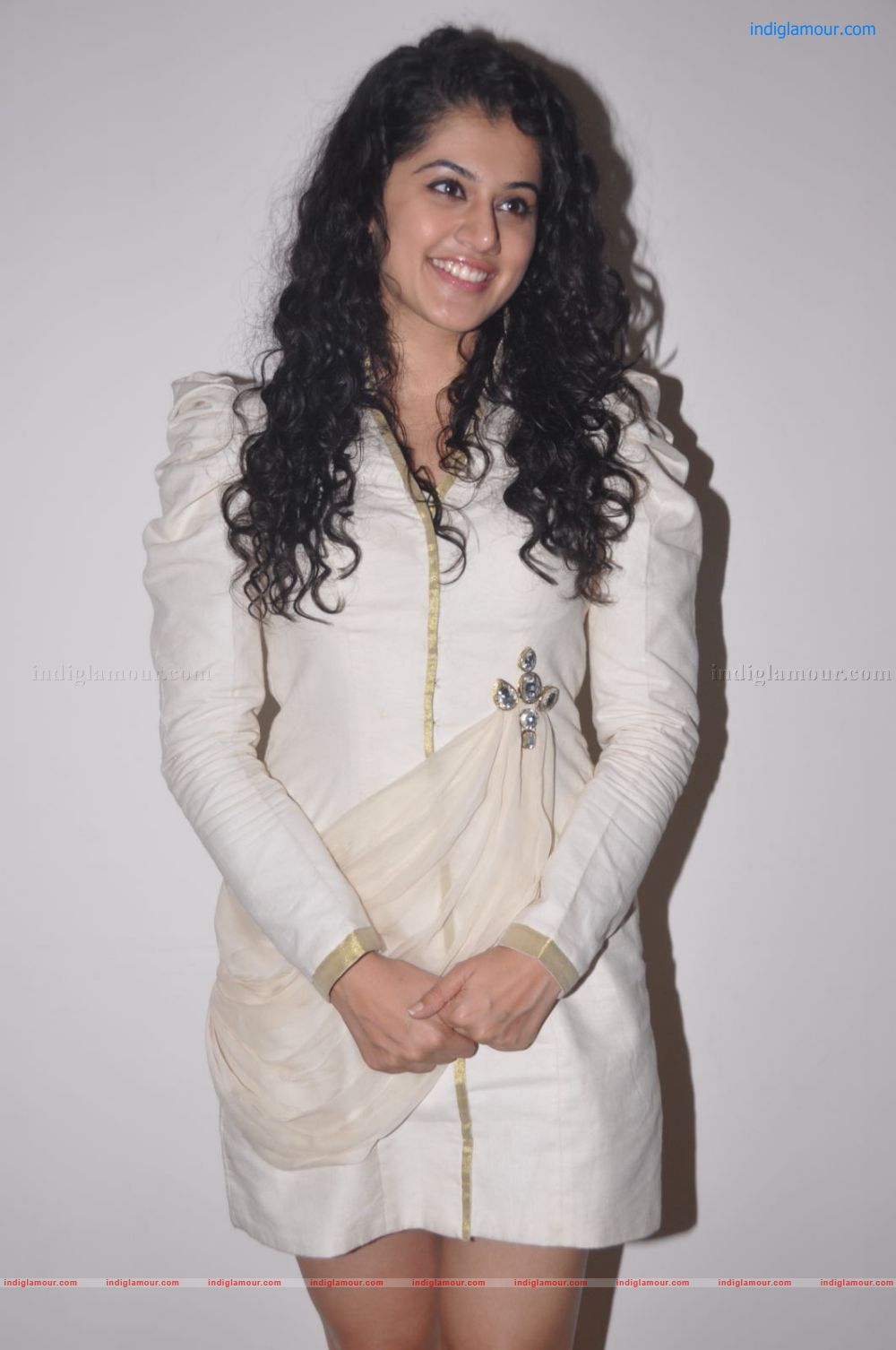 Tapsee Actress hd photo