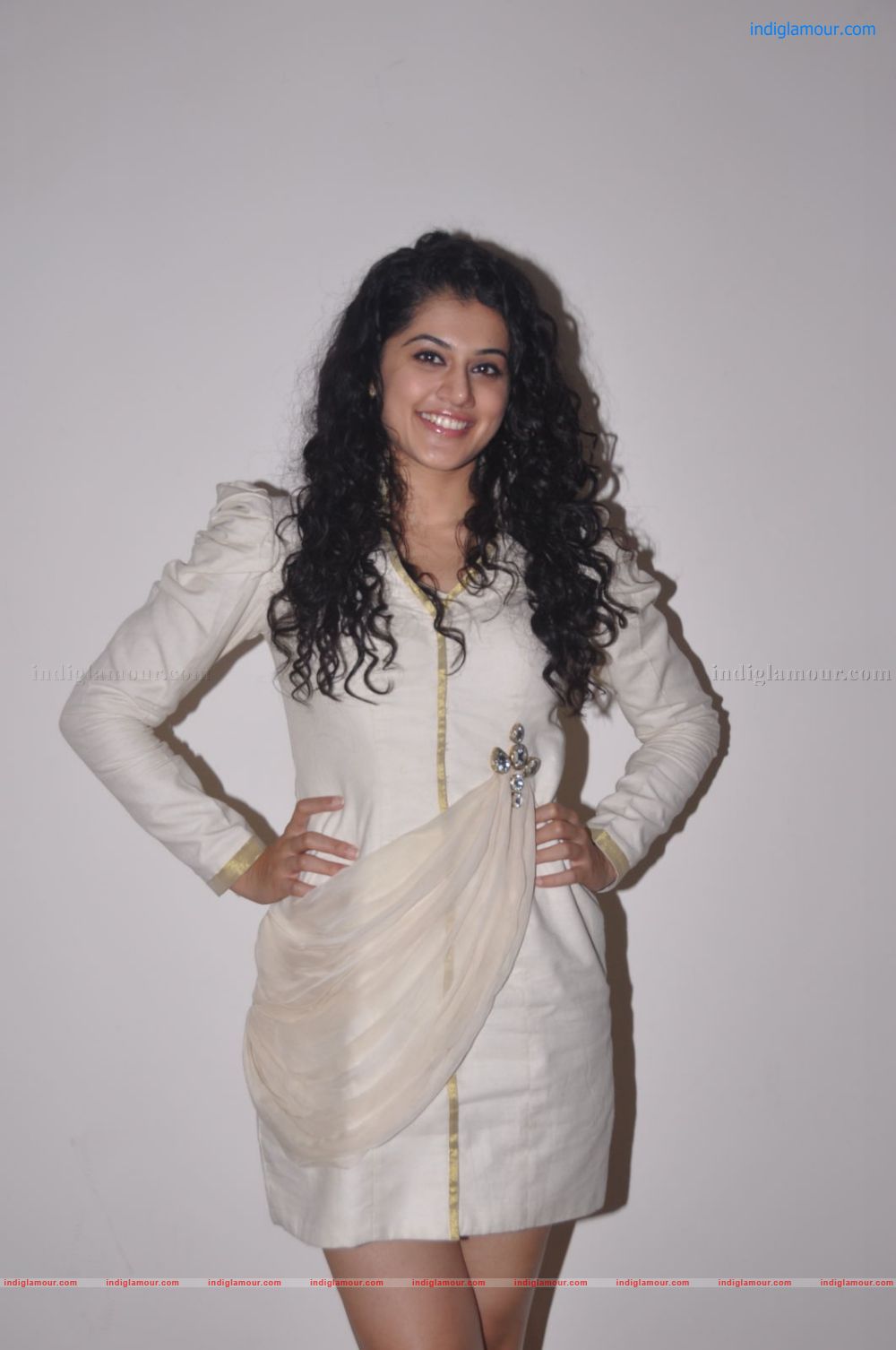 Tapsee Actress hd photo