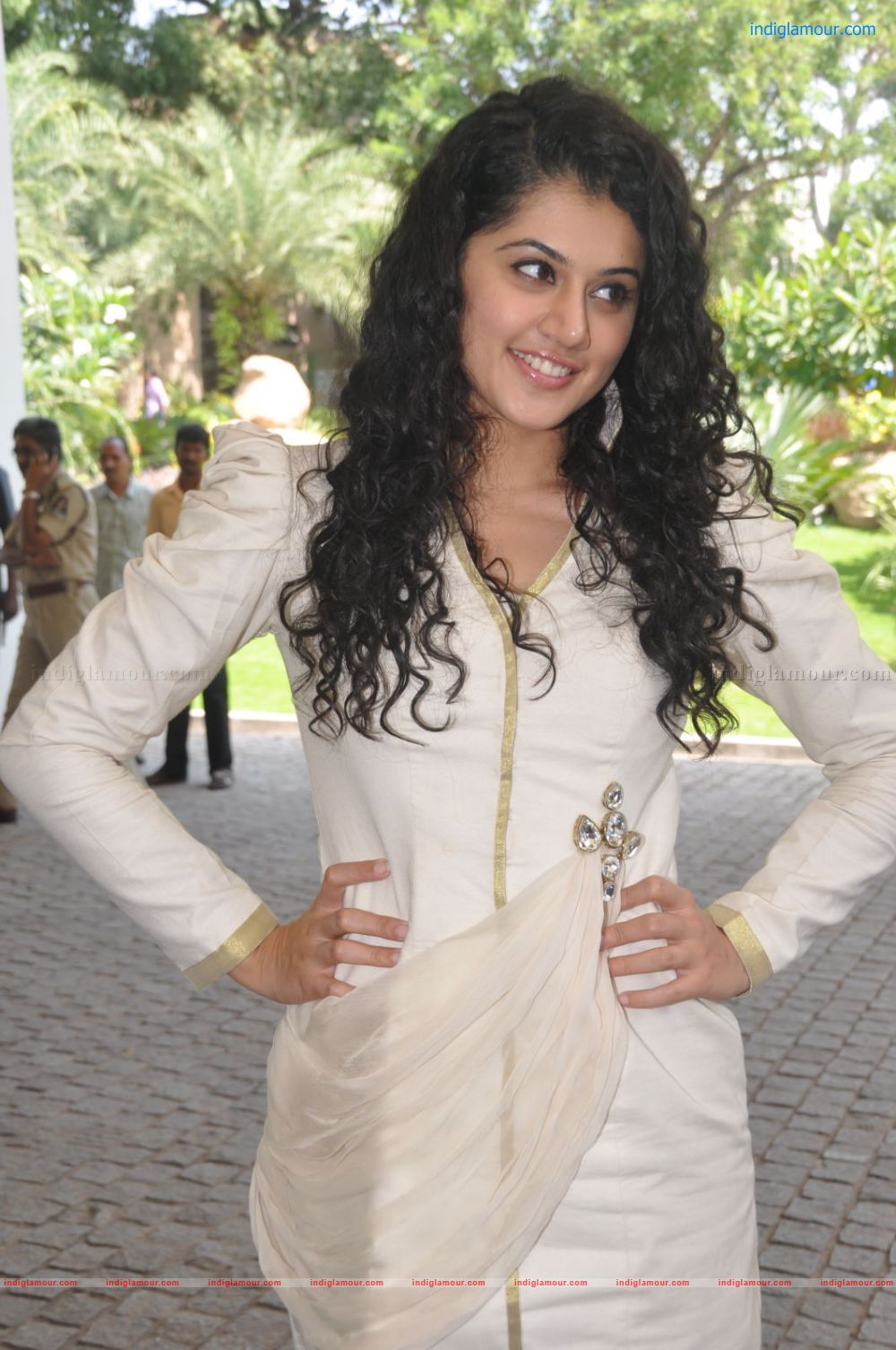 Tapsee Actress hd photo
