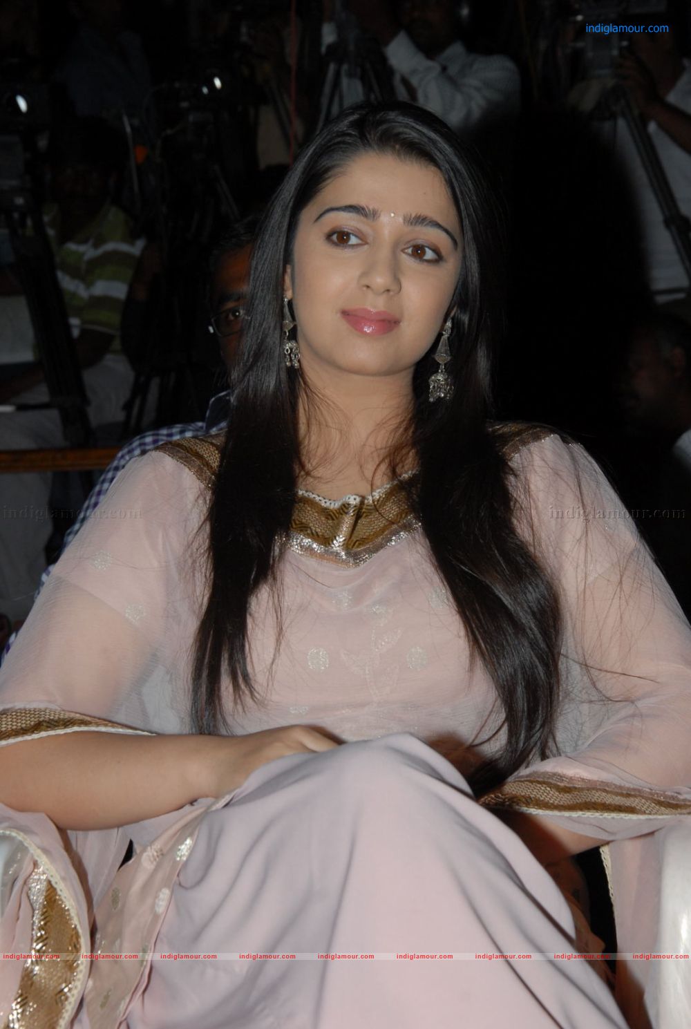 Charmi Actress hd photo