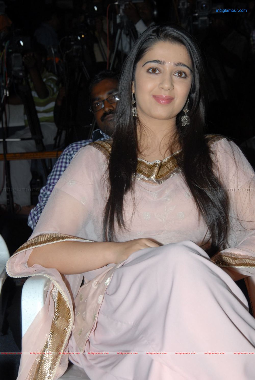 Charmi Actress hd photo