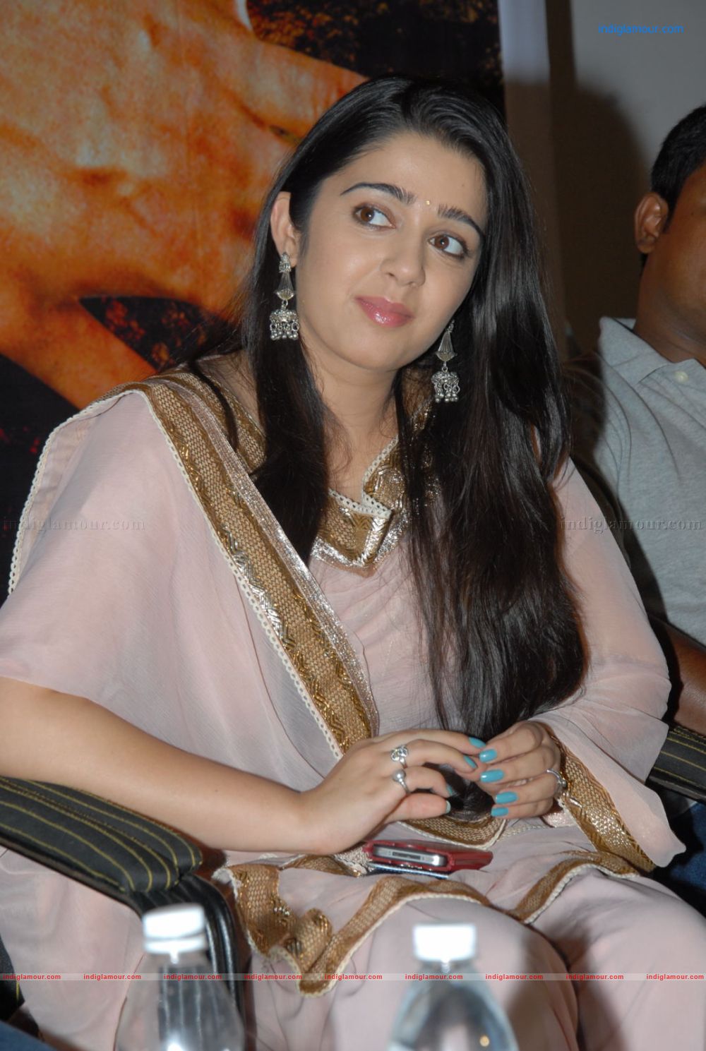 Charmi Actress hd photo
