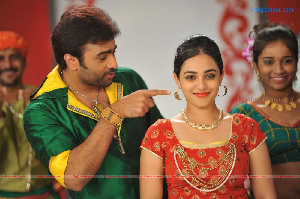 Nithya Menon Actress hd photo