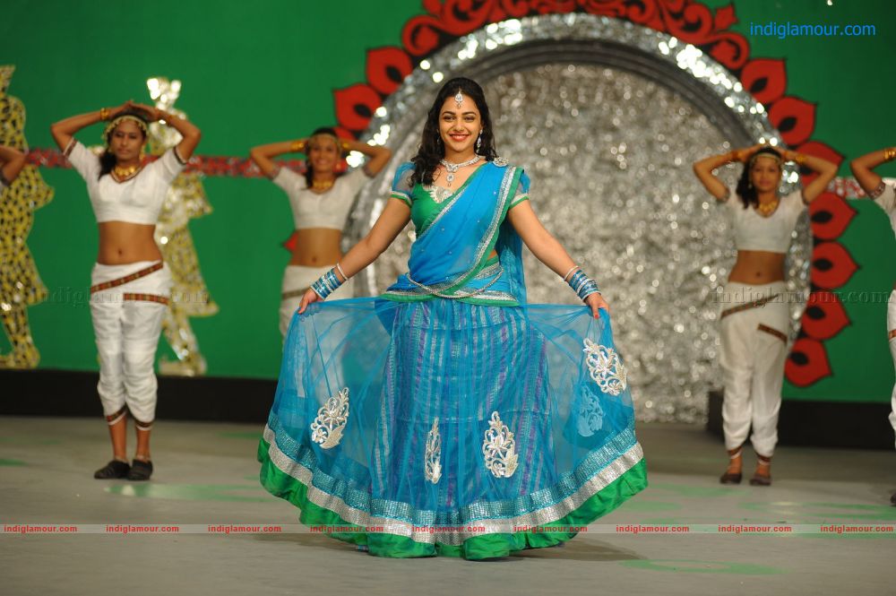 Nithya Menon Actress hd photo