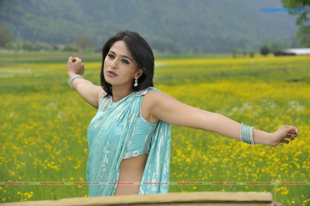 Anushka Actress hd photo